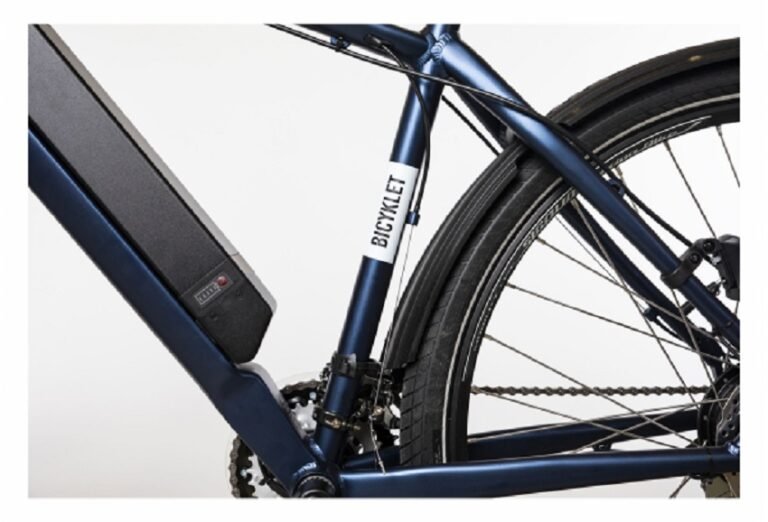 VTC Électrique Bicyklet Joseph Shimano Altus 7V 417 Wh 700 mm Bleu