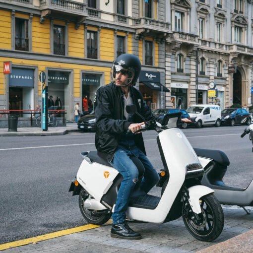 Scooter Electrique YADEA G5 PRO blanc – Image 2